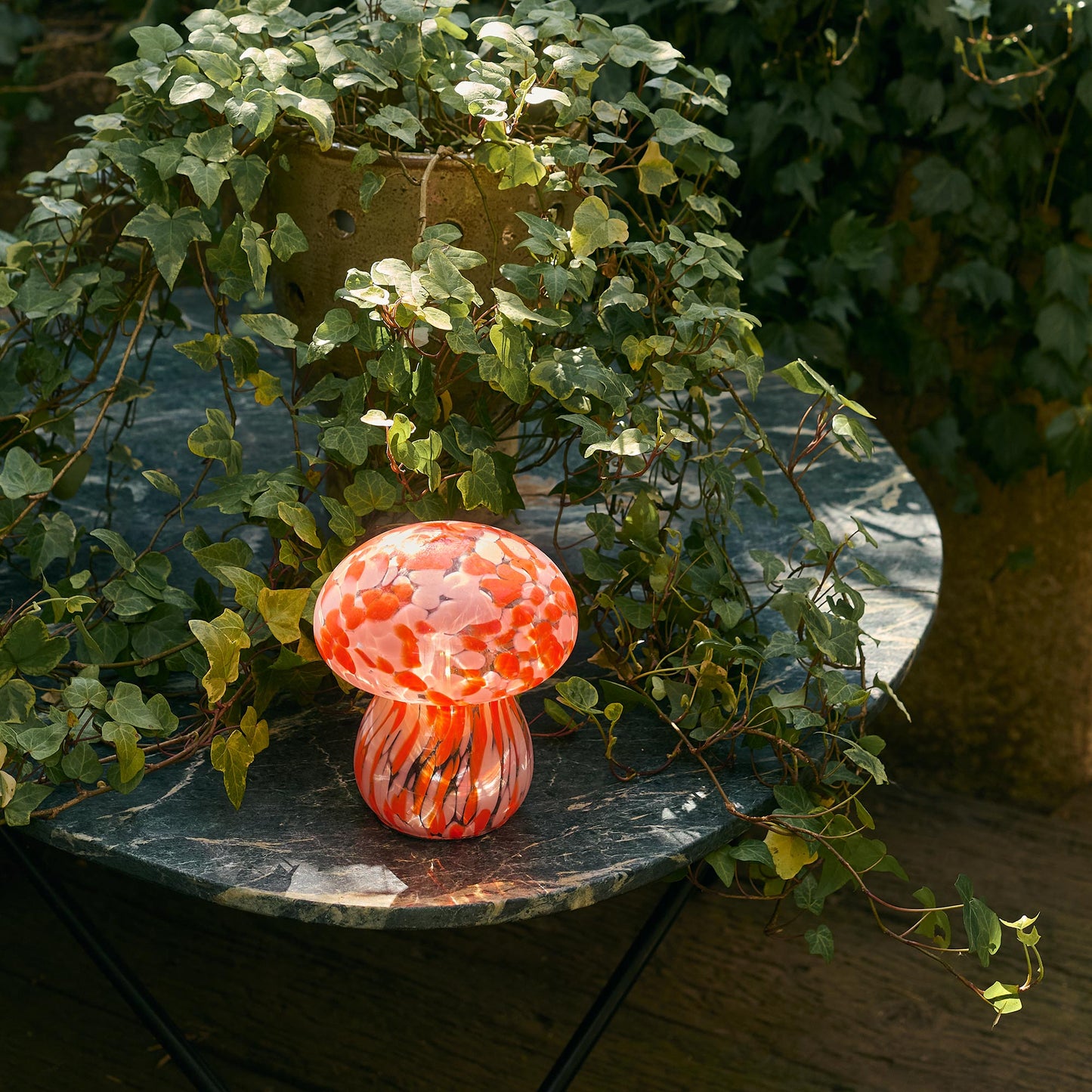 Portable Cordless Mushroom LED Table Lamp - Decorative Night Light