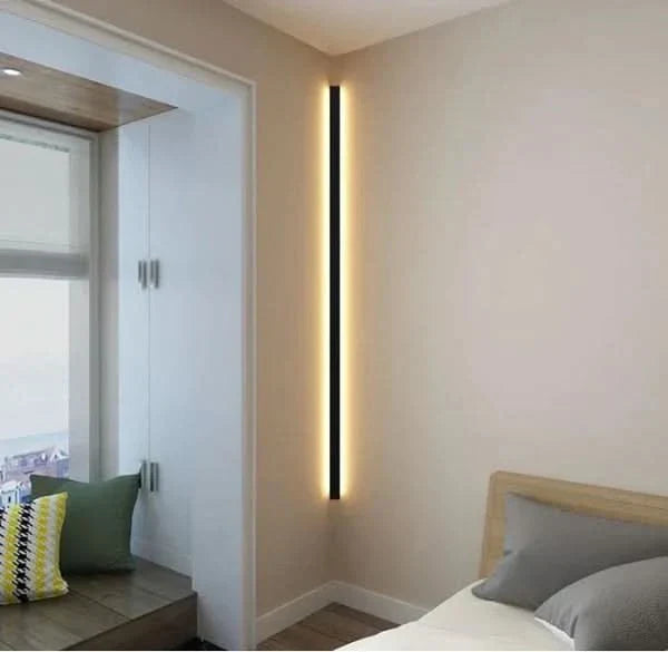 Modern Minimalist LED Wall Light - Stylish Linear Design for Home