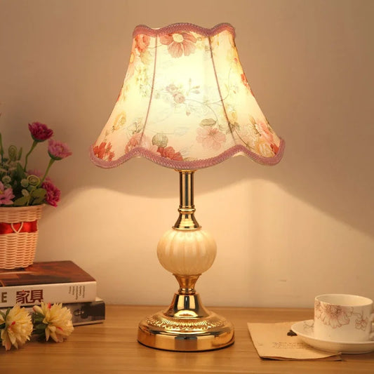Vintage Table Lamp – Retro Lighting for Bedroom & Living Room Decor